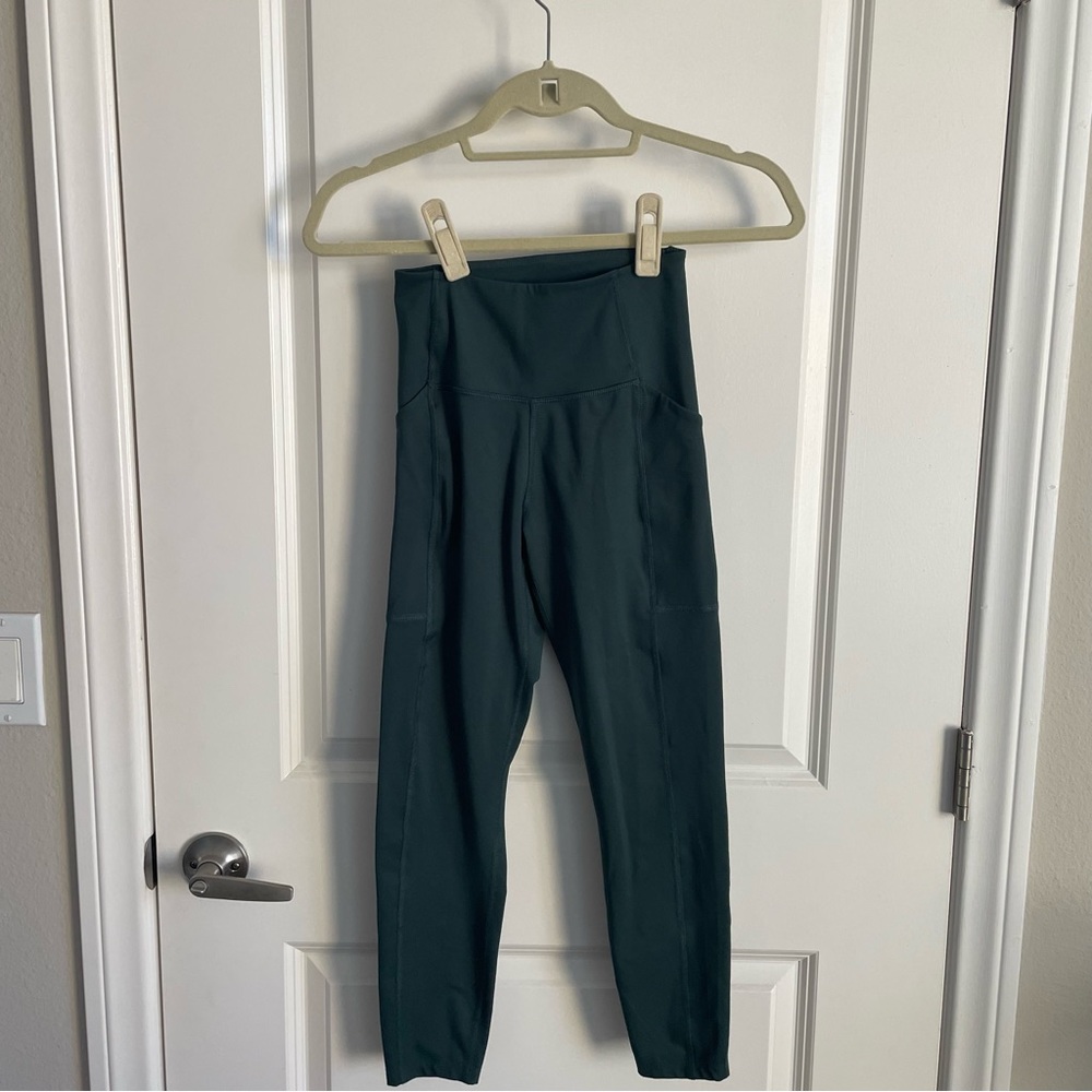 Girlfriend Collective Compressive High Rise Leggings in Moss